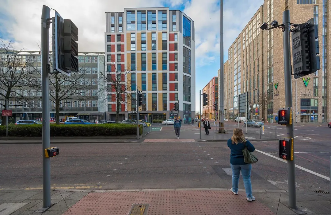 "The Edge" Belfast City Centre Studios-1